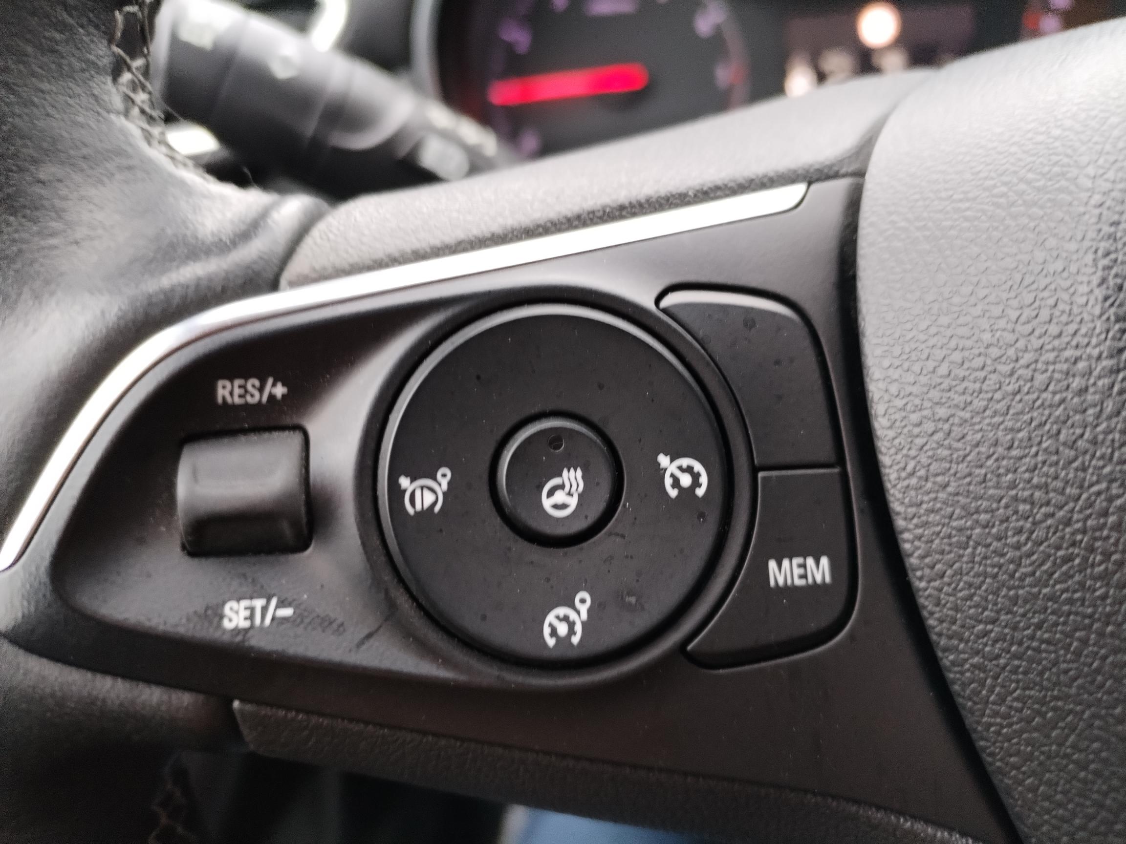 OPEL            CROSSLAND X